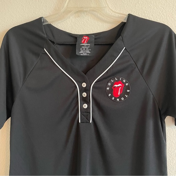 The Rolling Stones x Forever 21 Jersey Shirt Black Sz Medium - Picture 2 of 9